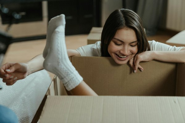 Choix d'éclairage pour une serre de jardin : halogène, LED, solaire ?